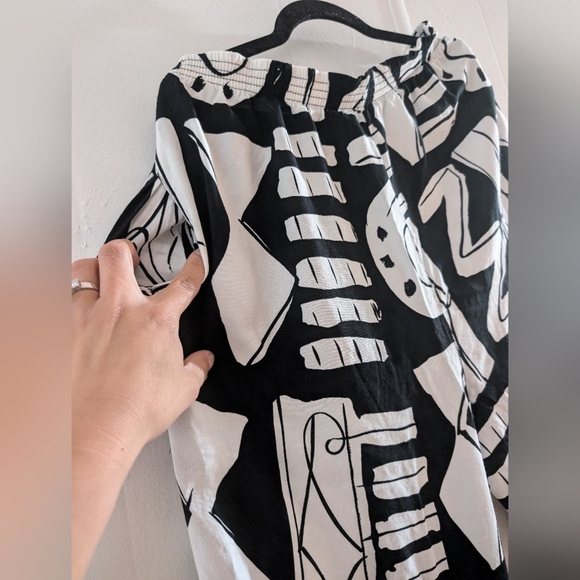 🎀$5 Abstract Black and White Women's Trousers - Picture 3 of 10